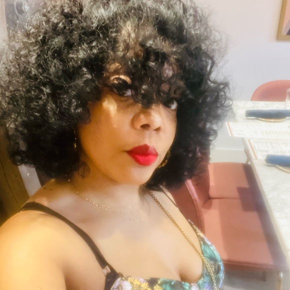 Meet your Posher, Keana - Picture 5 of 11